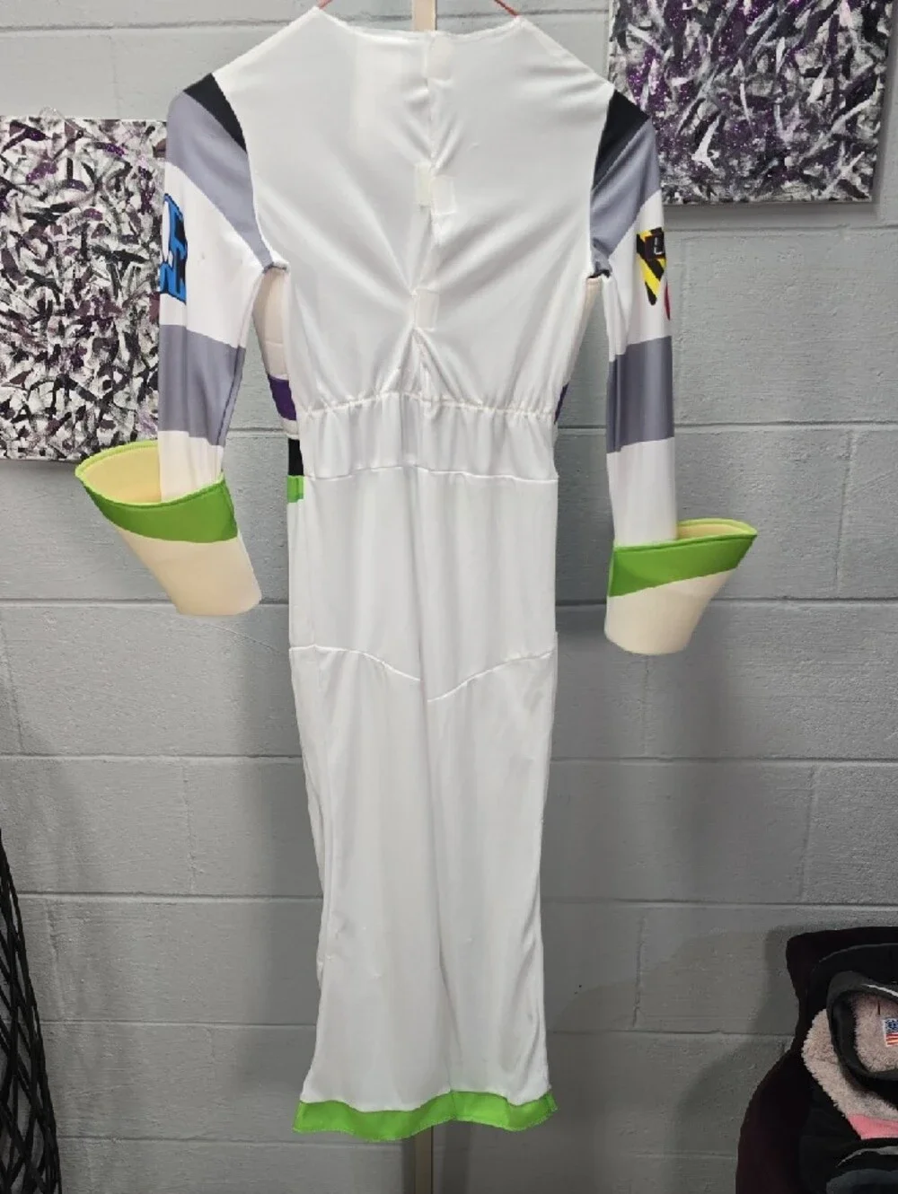Buzz Lightyear Kids Costume - White & Green Space Ranger Suit - Picture 4 of 14